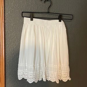 Size M white mini dress from brand aero